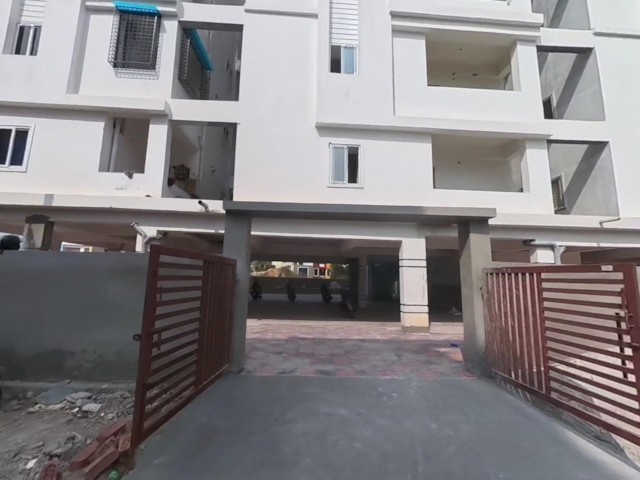 Comfortable 3 BHK Flat for Sale in Peerzadiguda, Hyderabad — photo 1 of 1