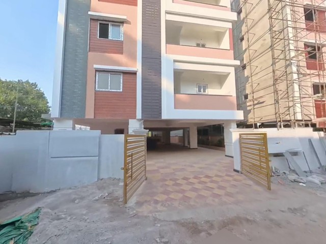 3 BHK Flat for Sale in Hafeezpet, Hyderabad — photo 1 of 1